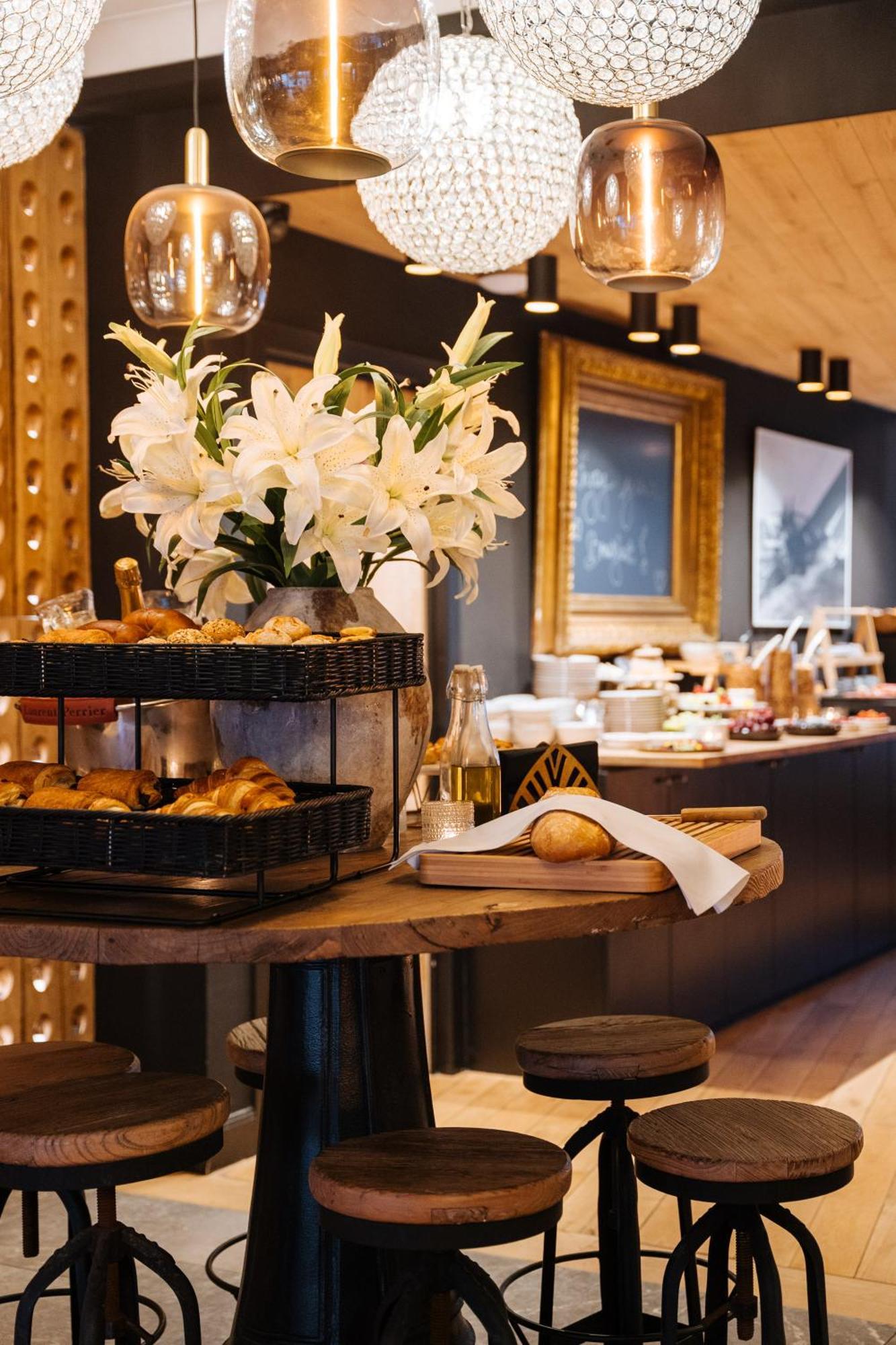 Boutique Hotel Azur Де-Хаан Экстерьер фото